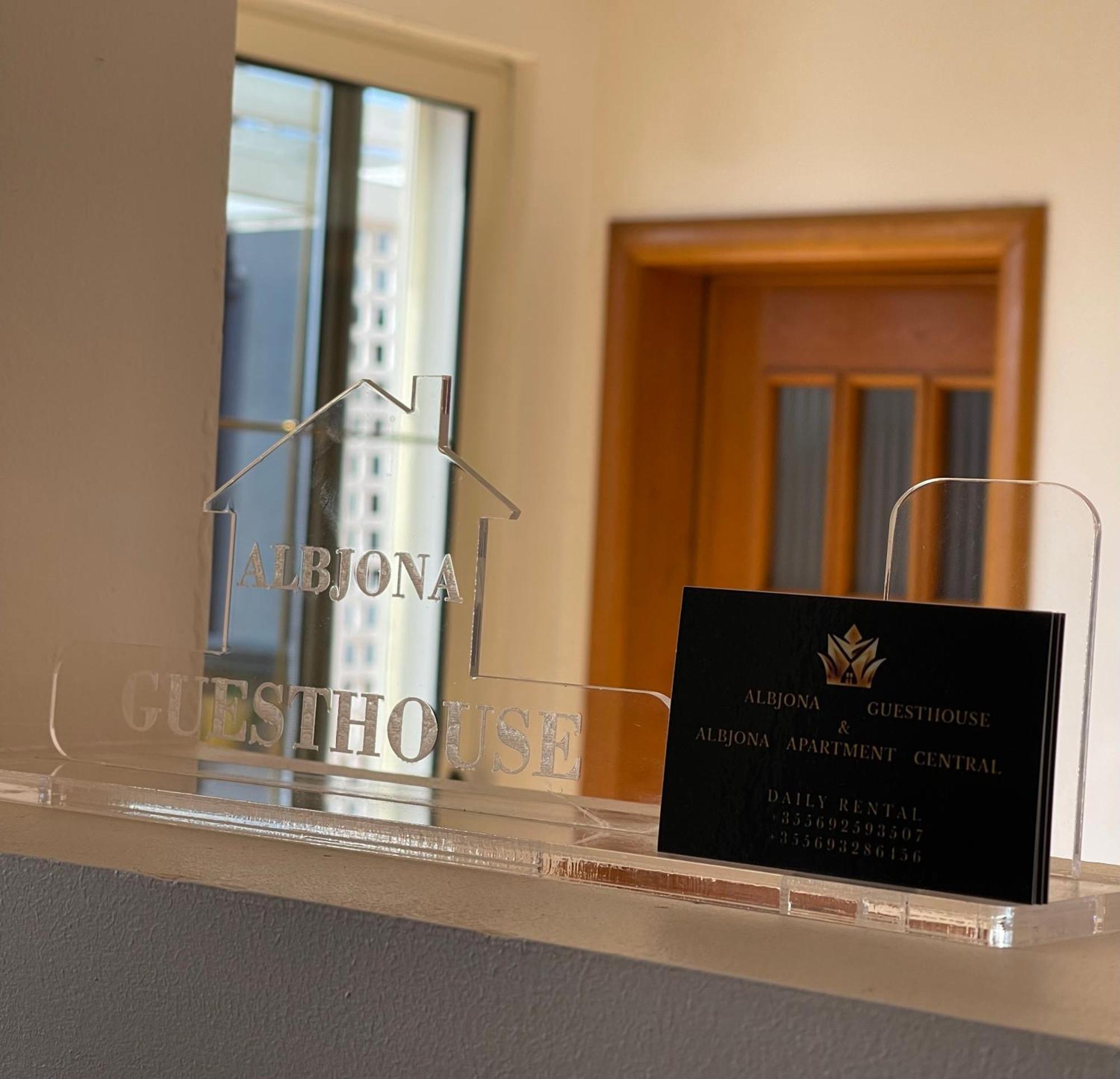 Albjona Guesthouse Tiranë Eksteriør bilde