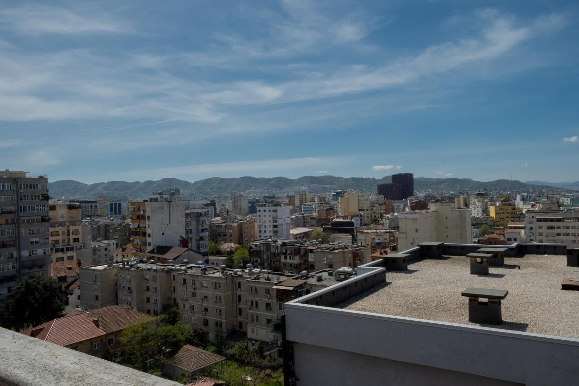 Albjona Guesthouse Tiranë Eksteriør bilde