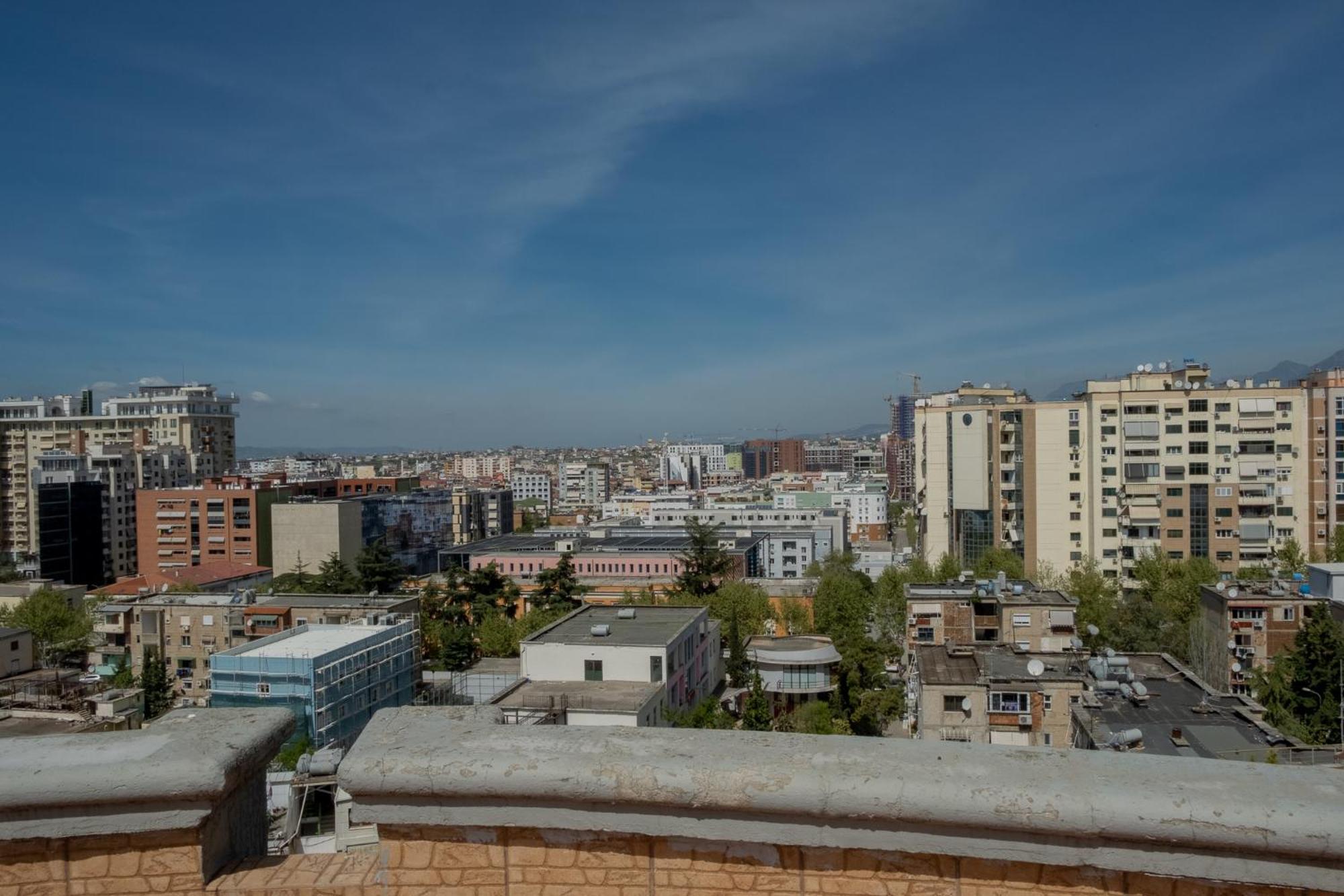 Albjona Guesthouse Tiranë Eksteriør bilde